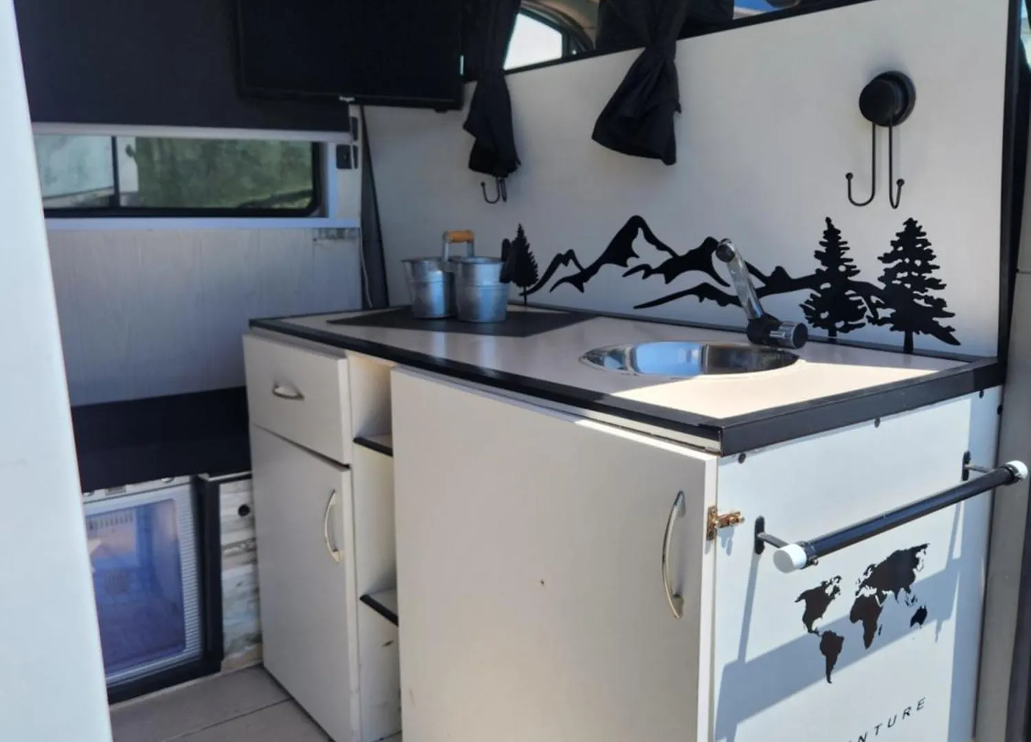 Furgoneta Camper contacts